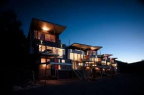 luxury Scandinavian townhouse, Mt Beauty